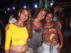 Oktober 10 Anos